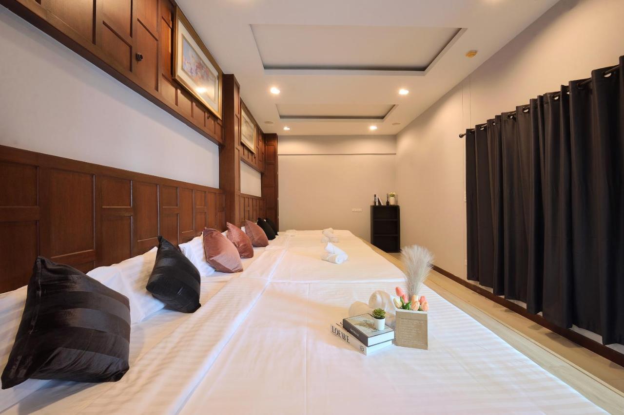 De Lux Hotel 4*
