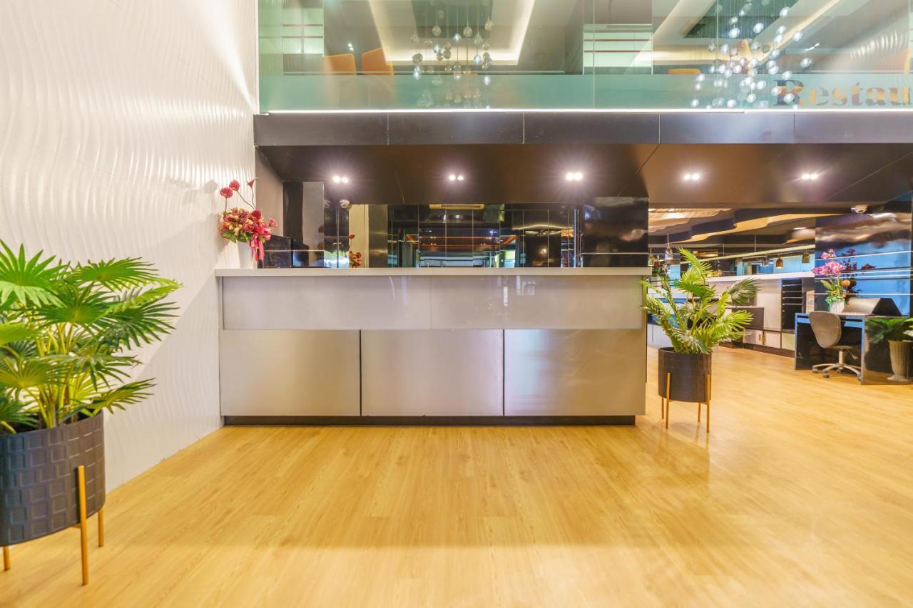 De Lux Hotel Bangkok
